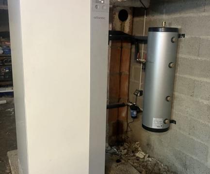 pac installee apres remplacement chaudiere fioul Pompe à chaleur air/eau installée en remplacement d’une chaudière fioul basse température – rénovation énergétique