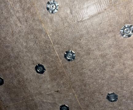 Isolation thermique du plancher bas à Erbrée réalisée par EnjoyEnergy pour améliorer le confort et réduire les déperditions énergétiques